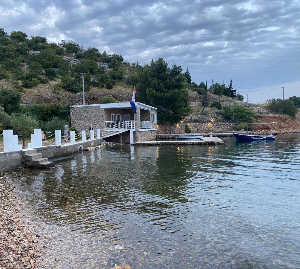 Kuca Za Odmor Jelena Βίλα Starigrad Paklenica Εξωτερικό φωτογραφία